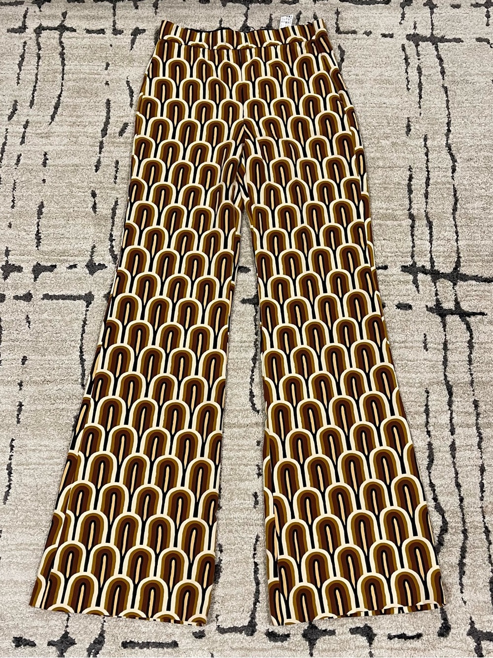 Zara High Rise Flare Pants Geometric Graphic Mod Retro Print Brown Cream Medium
